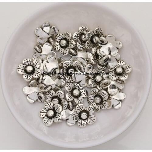 50Pcs/Lot) Zinc Alloy Tibetan Silver European Charm Plum-Blossom-Shape Pendant Size 12X12mm ZN7809