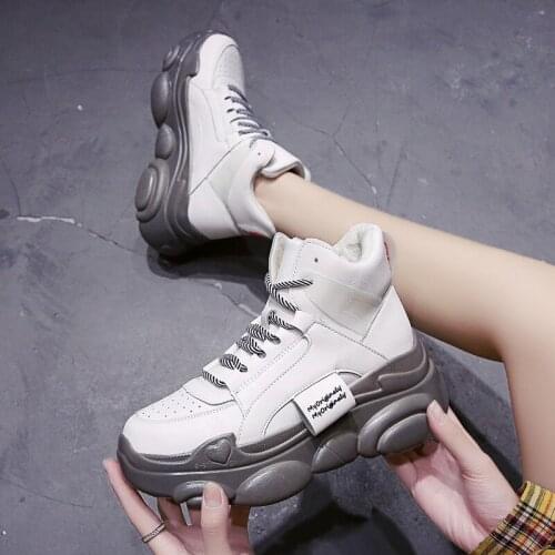 2020 autumn winter Increase ankle Shoes Women plus velvet Snow boots warm round head Casual Women Boots Martin boots