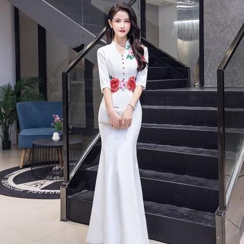 Gorgeous Flower Embroidery Mermaid Evening Dress Female Catwalk Show Usually Wear Formal Prom Dress White Evening Dress A205