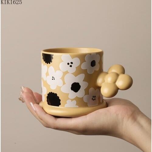 European Cute Flower Ceramic Coffee Cup Mug Gift Couple Water Cup Retro Milk Tea Cup Exquisite Porcelain Mug Kitchen Utensils