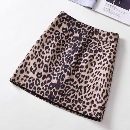Leopard skirt womens spring, autumn and winter 2021 new ins super fire high waist slim A skirt skirt sexy hip skirt