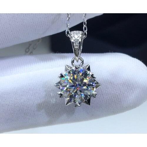 Inbeaut 18K White Gold Plated Pass Diamond Test Excellent Cut 2 ct D Color Moissanite Snowflake Pendant Necklace Women Chain