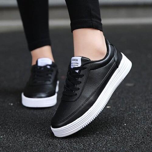 Size PU Leather Woman Sport Running Shoes Men Sports Shoes for Women Baskets Sneakers Womens Shoes T New 2020 Black