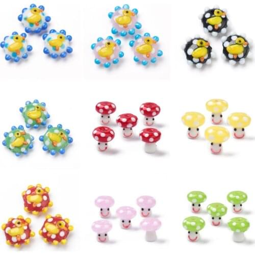 Pandahall Cute Duck Flower Lampwork Beads Outer Dots Handmade Lampwork Glass Spacer Beads for Diy Jewelry Making Bracelet 20pcs