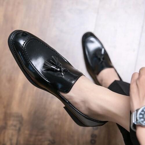 Tassel Leather Shoes Men Casual Luxury Brand Men Loafers Slip on Men Driving Shoes Outdoor Male Boat Shoes Zapatillas Hombre