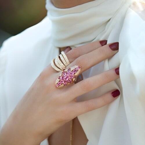 Promotion factory price Vintage Wedding Rings For Women Gold COLOR Iced out bling pink Crystal Fashion elegant cz Jewelry