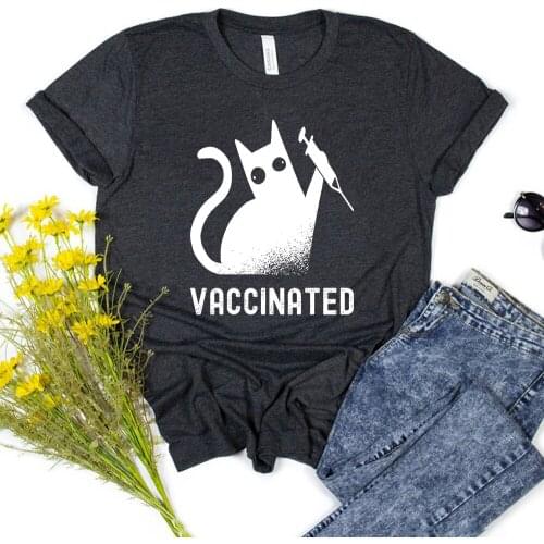 Women Vaccinated T-shirt Funny Vaccine Shirt Vaccinated Cat Graphic Tee Unisex Pro Vaccines Quarantined Shirts Harajuku Tops