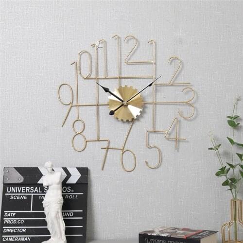 Nordic Light Luxury Roman Numeral Wall Clock, Home Living Room Decoration Clock, Golden Silent Simple Wall Clock