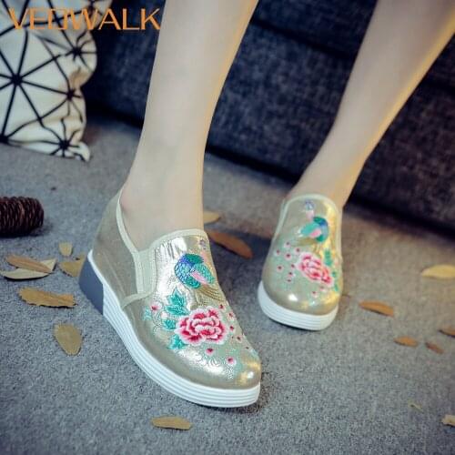 Veowalk Flowers Embroidered Women Casual Loafers Comfortable Shiny PU Platforms Sneakers Fashion Ladies Slip-On Shoes