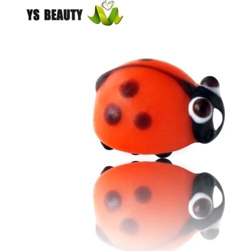 Small ladybug glass bead lampwork fire handmade beads small animal beads DIY rope knitting small jewelry with beads