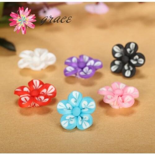 20pc/lot 15mm Cute 3D Small Polymerclay Flower Beads Flatback Fit Diy Cell Phone Jewelry Clothes Stick Decoration Findings