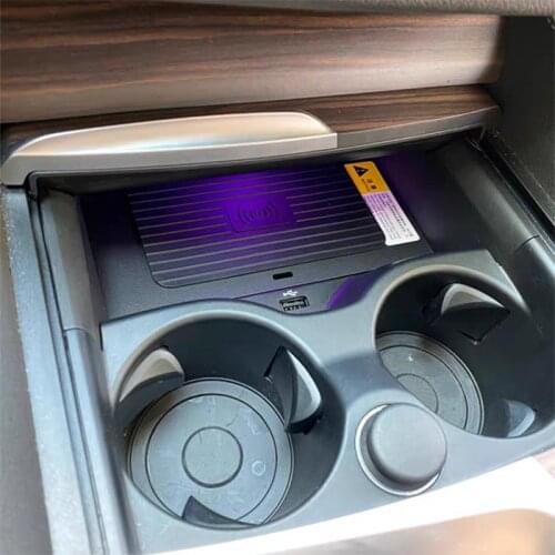 For BMW 5 6 Series G30 G32 G38 2017 2018 2019 15W car QI wireless charging phone charger fast charging charging case for iPhone