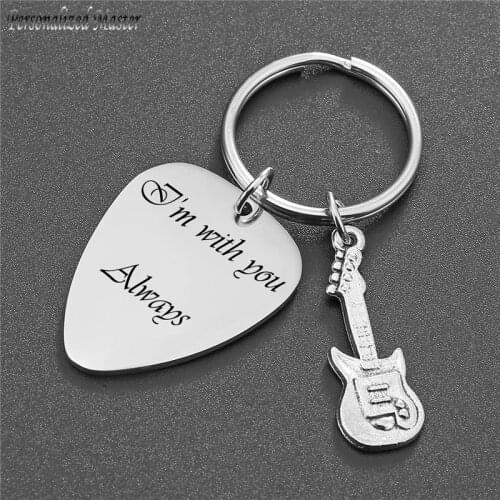 Personalized Master Custom Anniversary Date Key Chains Stainless Steel Guitar Pick Engraved Text Letters Keychain Key Ring Gift