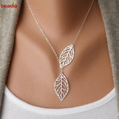 Wholesale Jewelry Pendant Necklace Present For Women Girl Birthday Sweater Chain Simple Style Gold Colors Leaves Shape