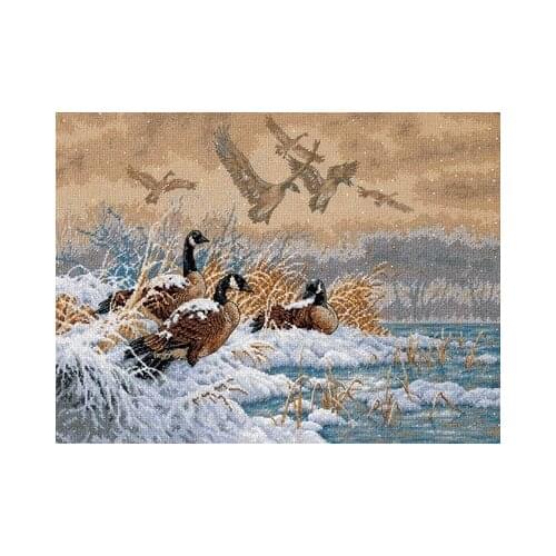 Winter Retreat Flight Widgeon Duck Swan Animals Cross Stitch Kits Top Quality Embroidery Needlework DIY 14CT Unprinted Handmade