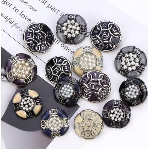 50 pieces 18-25mm High-end retro metal buttons fashion light luxury with woolen coat decoration hand-sewn buttons wholesale