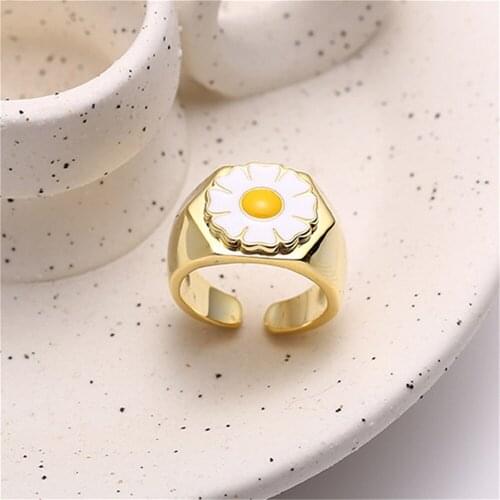 Korean Fashion Frangipani Flower Ring Width Polished Opening Adjustable Geometric Ring for Women Girl Statement Jewelry Gift