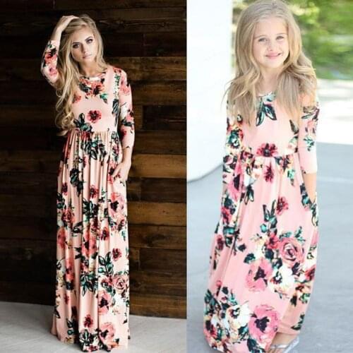 Mommy and Me clothes Dresses Family Matching Clothes Long-Family Look Fashion Dresses for Mother Daughter Floral Girls Dress