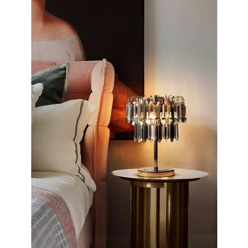 Postmodern French Romance Crystal Luxury Bedsid Table Lamp Marriage Room Wedding Bedroom Desk Lamp Shade Living Room Table Light