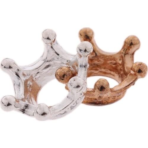 2pcs 1:12 Dollhouse Miniature Mini Metal Crown Model Toys Dolls Accessories