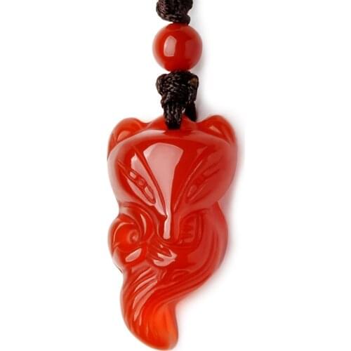 Natural Red Crystal Stone Pendant Fine Carved Fox Pendant Necklace with Rope Chain Lucky for Women Sweater Chain Fashion Jewelry