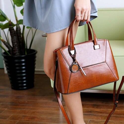 Womens bags Korean style new genuine leather womens bag oil wax fashion wild hand ladle shoulder messenger bag sh110019