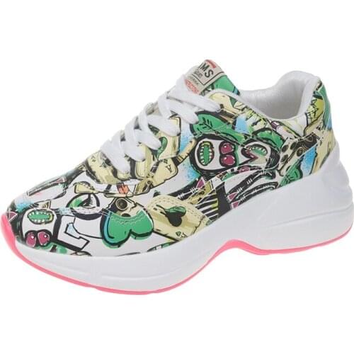 2021 Spring Autumn New Womens Chunky Sneakers Fashion Soft Platform Graffiti Casual Shoes Classic Girls Streetwear Trainers