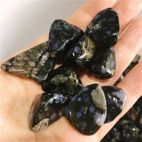 Beautiful Natural Glaucophane Crystal Tumble Stones Polished Healing Crystal Gemstones For Home Decoration