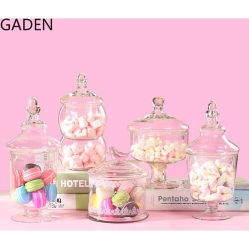 European Style Glass Candy Jar Household Bottle with Lid Creative Cute Living Room Glass Cover Dessert Table Wedding Storage Jar
