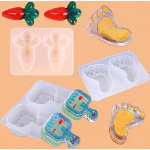 Silicone Crystal Epoxy Resin Mold Cute footprint carrot Mirror Silicone molds For DIY Jewelry Making Accessories Key chain