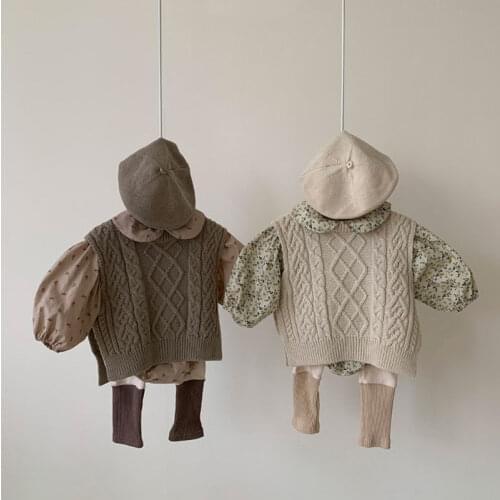 8870 Ins Baby Knitted Vest Autumn Winter 2021 Korean Hemp Patterned Sweater Folding Loose Knitted Vest Boy Girls Waistcoat