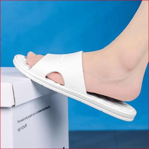 Flip Flops Pool Woman Moccasins Mens Sandal High Ankle Designer Mens Shoes Healthy Slippers Girl Running-Shoes Tennis Trainer