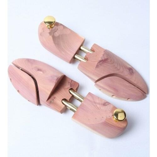 New High quality wooden Shoe Trees Stretcher,Natural Cedar From New Zealand imports,deodorizing function Wood Craft W010