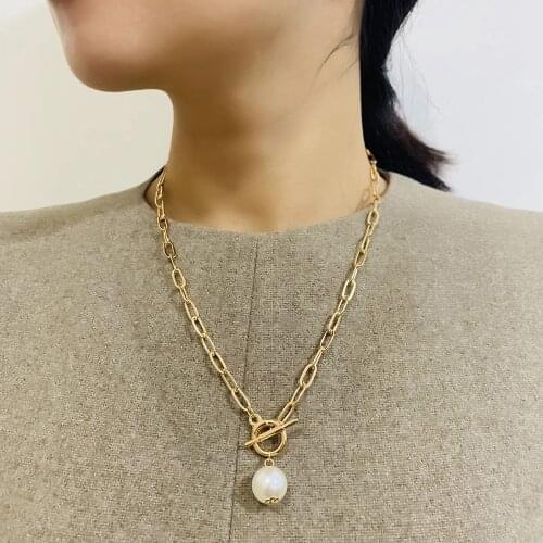 Gothic Simulated Pearl Pendant Choker Necklace for Women Wedding Punk Big Bead Lariat Gold Color Long Chain Necklace Jewelry