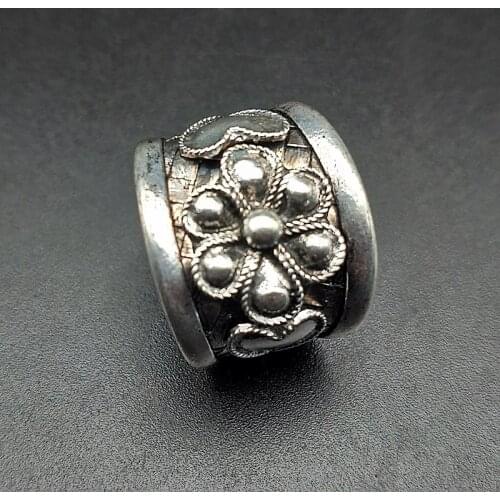 Hot sell new - free shipping Miao silver silver ring plum new creative handmade jewelry ring