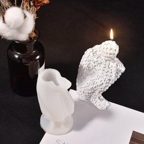 New Mosaic Meditator Ornaments Body Silicone Candle Mold for DIY Aromatherapy Candle Plaster Ornaments Epoxy Resin Soap Mould