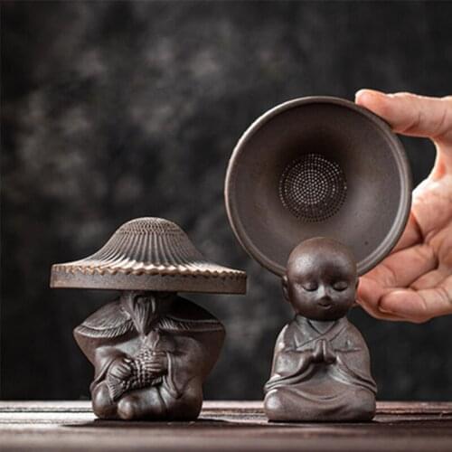 Filter Tea and Tea Ceramic Filter Tea Creative Fishermen Small Monk Character Styling Tea Filter for Brewing Pu'er Tea