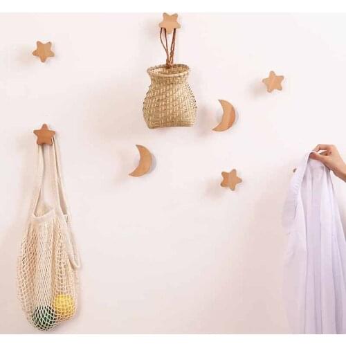 Nordic Solid Wood Wall Hook Stars Moon Shape Wall Hooks Creative Coat Key Holder Storage Hanger Organizer For Home Decoration
