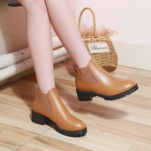 High Heels Boots Women 2020 New Design Shallow PU Leather Boots Brown Round Toe Middle Heel Slip On Cool Ankle Women 's Shoes
