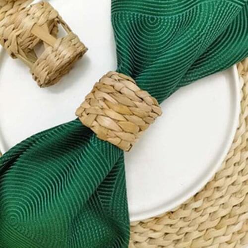 Rush Straw Woven Napkin Ring,Handmade Braided Grass Napkin Ring,Farmhouse Serviette Buckle Holder for Xmas,Daily Use
