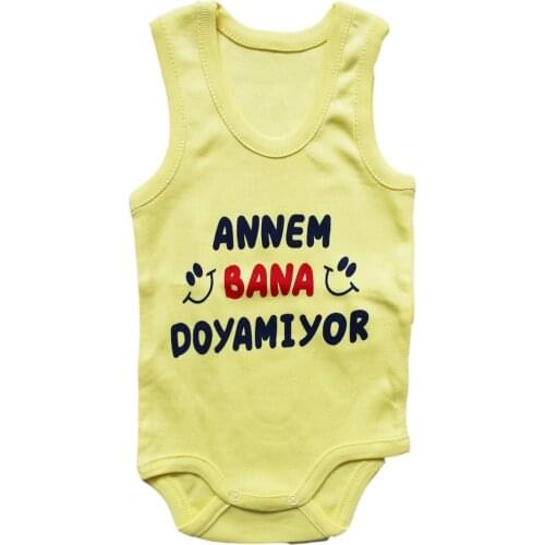 My mom Told Me Doyamıyor Written Hanging The zibin-yellow