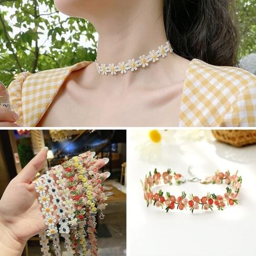 Colorful Flowers Lace Necklace Choker for Women Girls Good Quality Embroidery Fashion Romantic Design Party Jewelry Gifts
