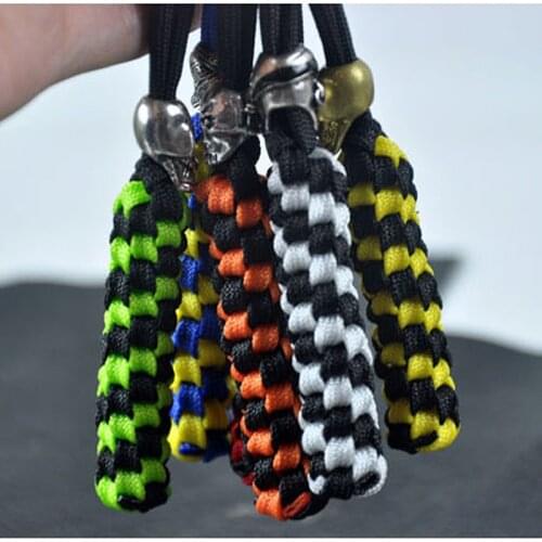 1pcs Umbrella braided pendant Umbrella rope skeleton pendant Skeleton knife fall DIY hand-woven pendant Outdoor EDC tool