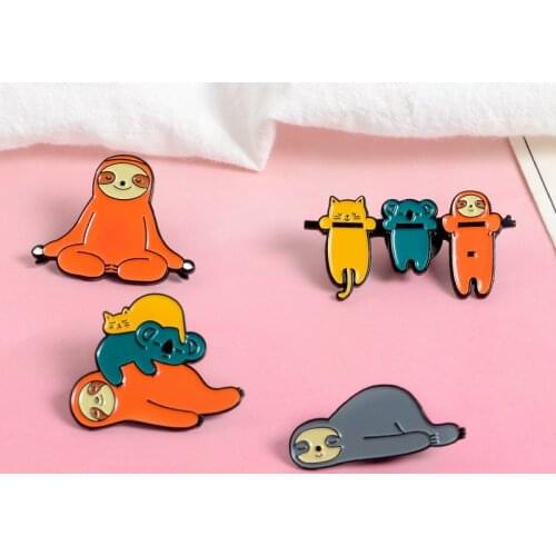 Cute Cartoon Sloth Brooch Bag Alloy Shirt Bag Pins Badges Enamel Broches for Men Women Badge Pins Brooches Jewelry Accessories