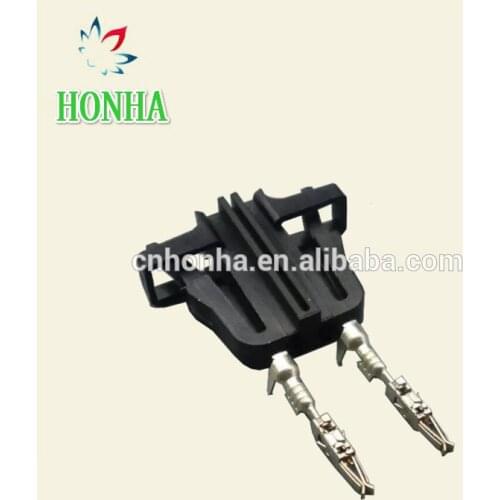 Freeshipping 2 Way 3.5mm Female Auto Electrical Trunk Light Connector License Plate Light Plug Socket 3B0 972 702