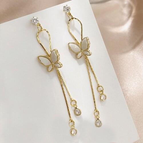 Huge Bud Ins Hot Sale Butterfly Earrings Elegant Long Tassel Transparent Crystal Dangler Feminia Jewelry Pendant Eardrop Gift