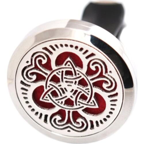 Adopt 30mm Diffuser 316 Stainless Steel Car Aroma Locket Essential Oil Car Diffuser Locket Free 50Pcs Pads