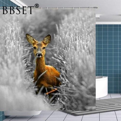Wild Animals Shower Curtain A Yellow Fawn In The Grass Pattern Waterproof Multi-size Douchegordijn Bathroom Decor with 12 Hooks