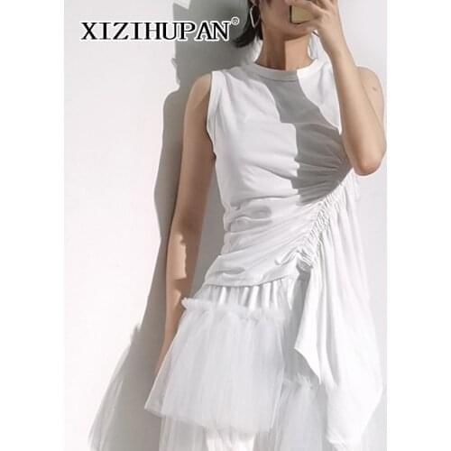 XIZIHUPAN White Fold Pleated T-shirt For Women Round Neck Sleeveless Asymmetrical Hem Patchwork Woman Clothes 2021 Fashion New