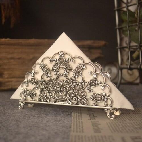 Europe Retro Table Tissue Holder Napkin Rack Stand Metal Art Craft Home Decoration for Dining Table Hotel Restaurant Desktop
